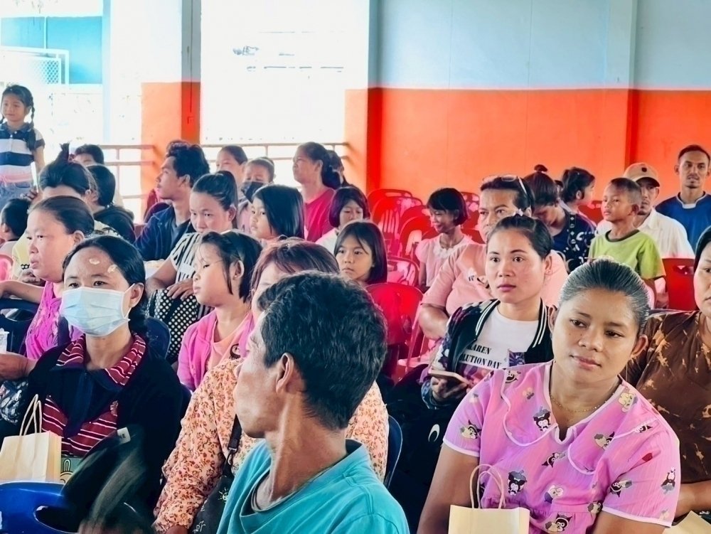 <div style='text-align:center;'><a href='img/article/art_1747372550/image/g/77c47a6d6fcc0c1217975790fd991ccd1_1350340334.jpg' target='_blank' style='color:#FFF !important;' download><b>ดาวน์โหลดรูปภาพ</b> <span style='font-size:12px;'>(1,000 x 751 px)</span></a></div>