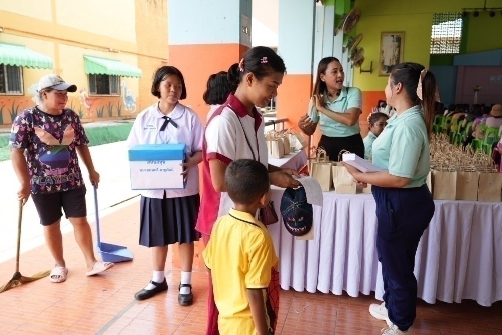 <div style='text-align:center;'><a href='img/article/art_1747372550/image/g/867a0dc08105627d0f6c1ad64c06890b1_1593540853.jpg' target='_blank' style='color:#FFF !important;' download><b>ดาวน์โหลดรูปภาพ</b> <span style='font-size:12px;'>(1,000 x 669 px)</span></a></div>