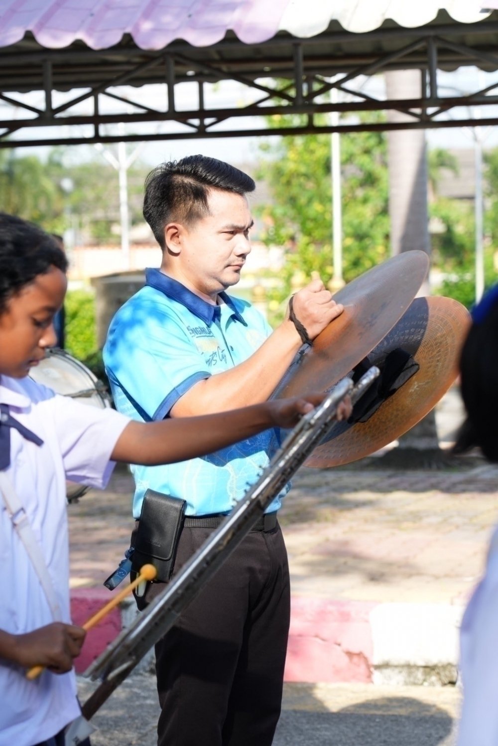 <div style='text-align:center;'><a href='img/article/art_1747372624/image/g/42602bfe508269982b232a7a4698cc8d1_1419394734.jpg' target='_blank' style='color:#FFF !important;' download><b>ดาวน์โหลดรูปภาพ</b> <span style='font-size:12px;'>(1,000 x 1,497 px)</span></a></div>