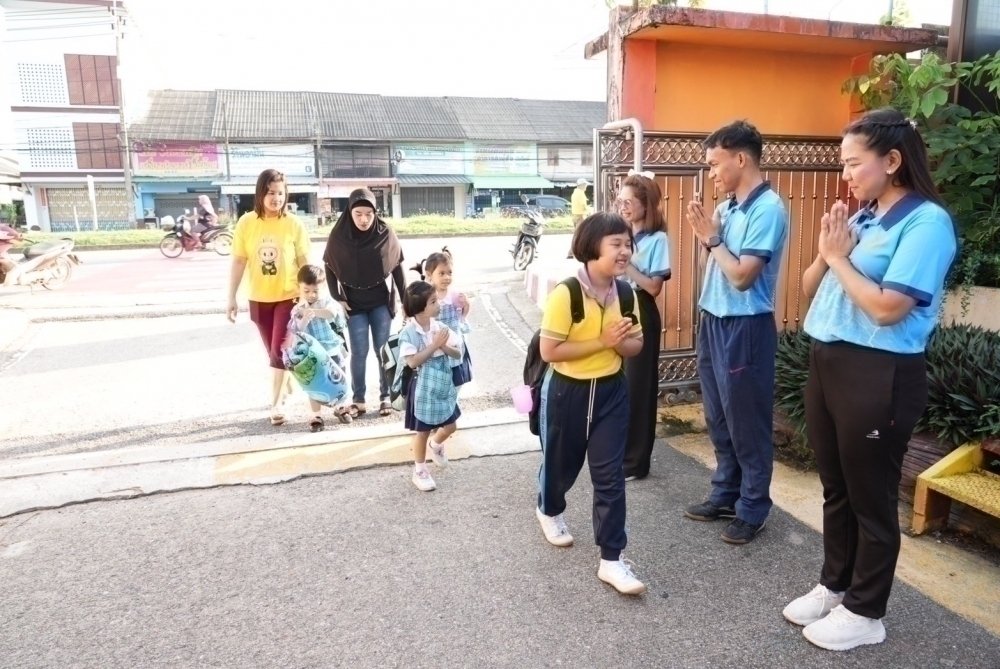 <div style='text-align:center;'><a href='img/article/art_1747372624/image/g/639e9464b33692913b2e6ea4bb8754ab1_1257520794.jpg' target='_blank' style='color:#FFF !important;' download><b>ดาวน์โหลดรูปภาพ</b> <span style='font-size:12px;'>(1,000 x 669 px)</span></a></div>