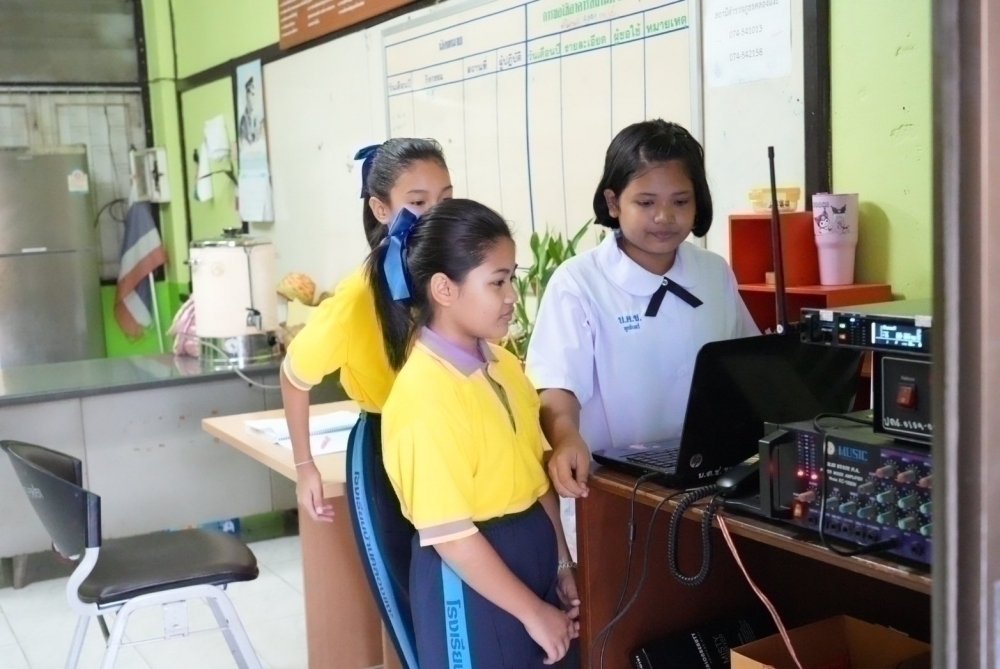 <div style='text-align:center;'><a href='img/article/art_1747372624/image/g/90806d322d1e2c8415debc8b6cdf39361_2516622191.jpg' target='_blank' style='color:#FFF !important;' download><b>ดาวน์โหลดรูปภาพ</b> <span style='font-size:12px;'>(1,000 x 669 px)</span></a></div>