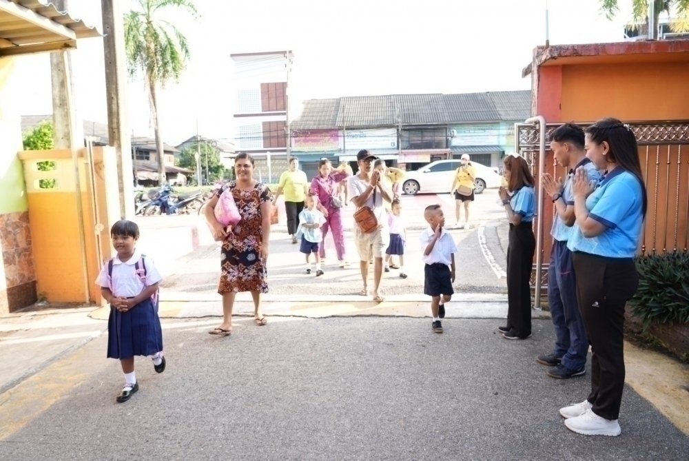 <div style='text-align:center;'><a href='img/article/art_1747372624/image/g/eeb4da04b12a55056119fb747aae6a0a1_1948797951.jpg' target='_blank' style='color:#FFF !important;' download><b>ดาวน์โหลดรูปภาพ</b> <span style='font-size:12px;'>(1,000 x 669 px)</span></a></div>