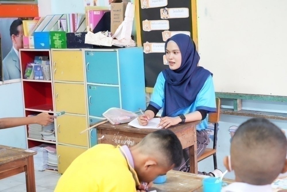 <div style='text-align:center;'><a href='img/article/art_1747372624/image/g/f1cab12d9dcf0b21f29b42b08925445c1_607303189.jpg' target='_blank' style='color:#FFF !important;' download><b>ดาวน์โหลดรูปภาพ</b> <span style='font-size:12px;'>(1,000 x 669 px)</span></a></div>