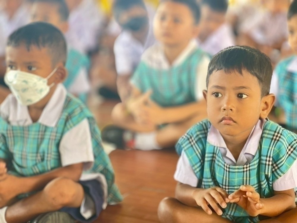 <div style='text-align:center;'><a href='img/article/art_1749201433/image/g/0542a2eb4c1777849f3badca431b4ef01_1406359747.jpg' target='_blank' style='color:#FFF !important;' download><b>ดาวน์โหลดรูปภาพ</b> <span style='font-size:12px;'>(1,000 x 751 px)</span></a></div>