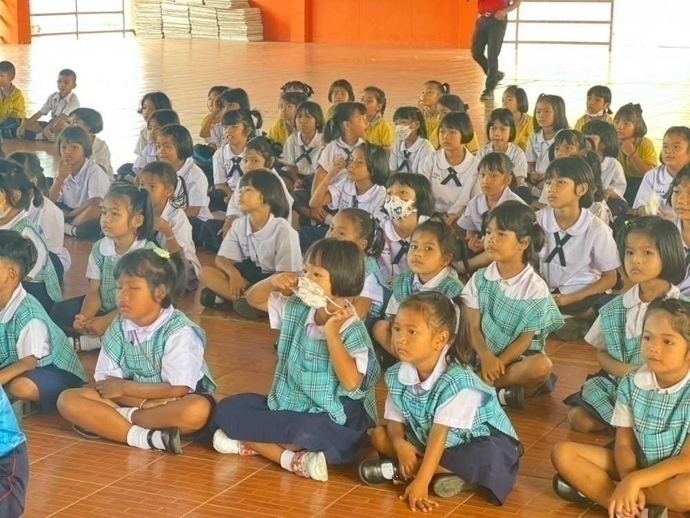 <div style='text-align:center;'><a href='img/article/art_1749201433/image/g/8fc44d9c0fd3fc1725ab6729f8e4129d1_2518922690.jpg' target='_blank' style='color:#FFF !important;' download><b>ดาวน์โหลดรูปภาพ</b> <span style='font-size:12px;'>(1,000 x 751 px)</span></a></div>