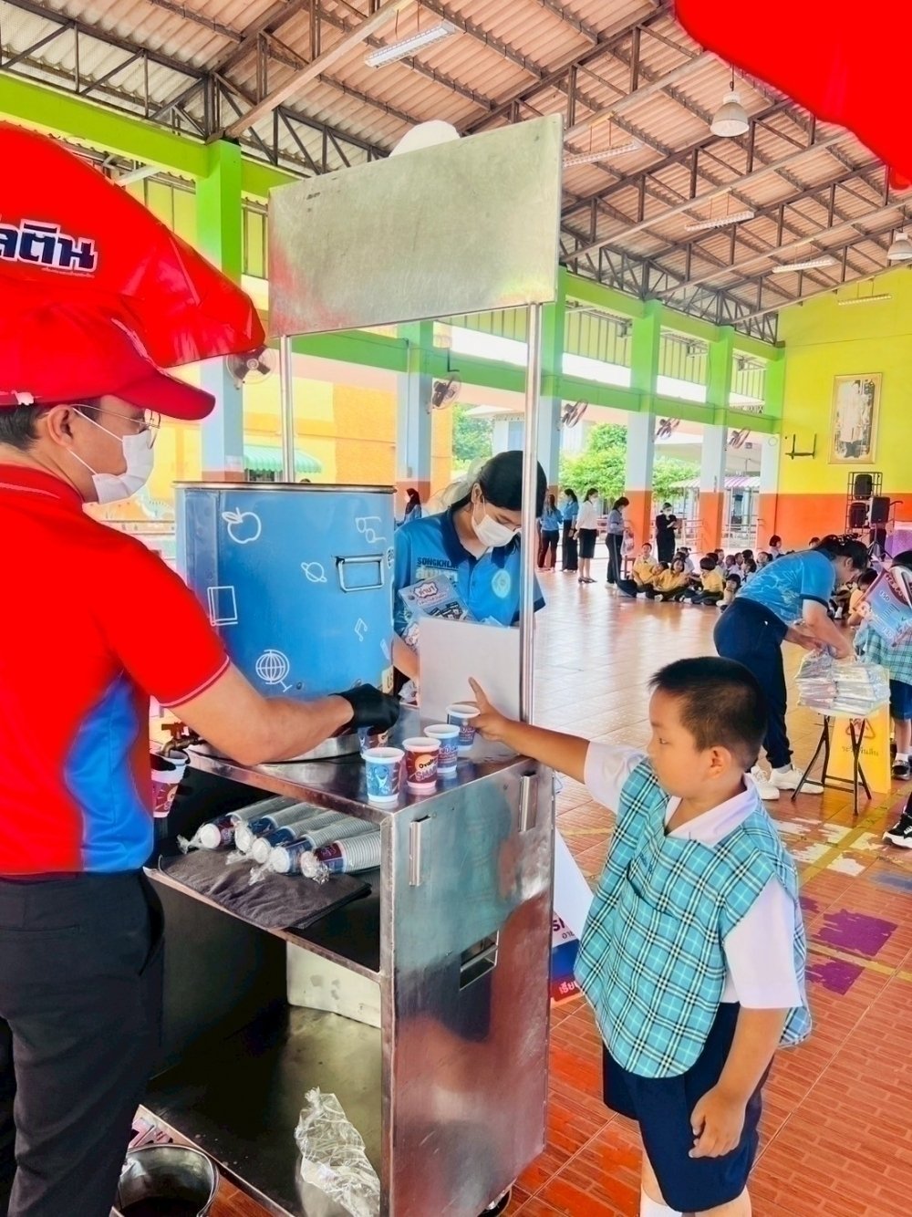 <div style='text-align:center;'><a href='img/article/art_1749201433/image/g/a6bdf715543c35c376dd02c29a58bccd1_1843568472.jpg' target='_blank' style='color:#FFF !important;' download><b>ดาวน์โหลดรูปภาพ</b> <span style='font-size:12px;'>(1,000 x 1,334 px)</span></a></div>