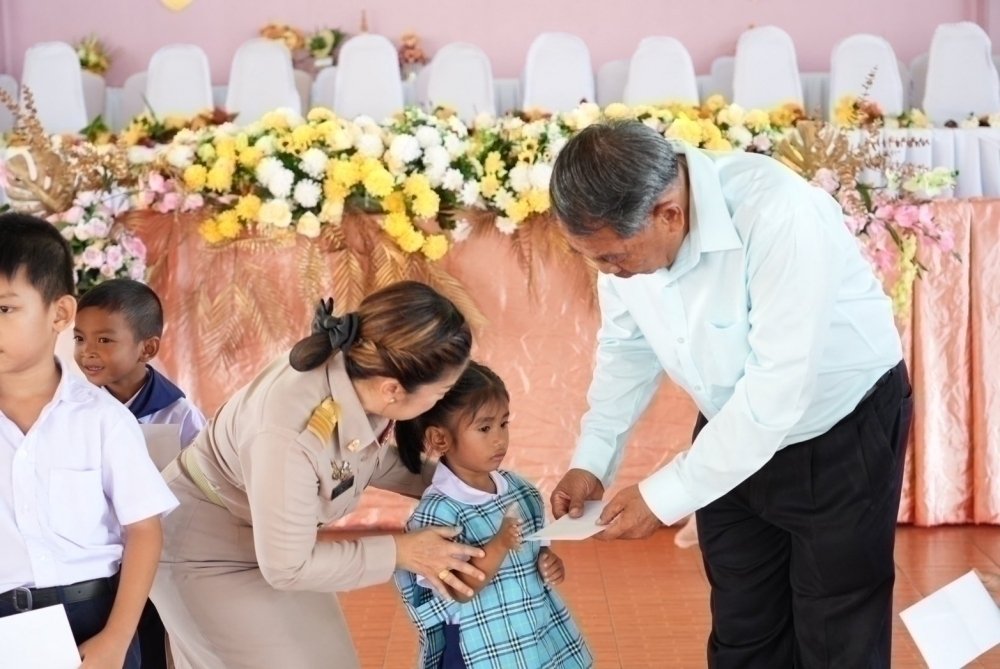 <div style='text-align:center;'><a href='img/article/art_1753069652/image/g/6fab002c68a2bfc16ae2a0a95dcea96c1_3098098385.jpg' target='_blank' style='color:#FFF !important;' download><b>ดาวน์โหลดรูปภาพ</b> <span style='font-size:12px;'>(1,000 x 669 px)</span></a></div>