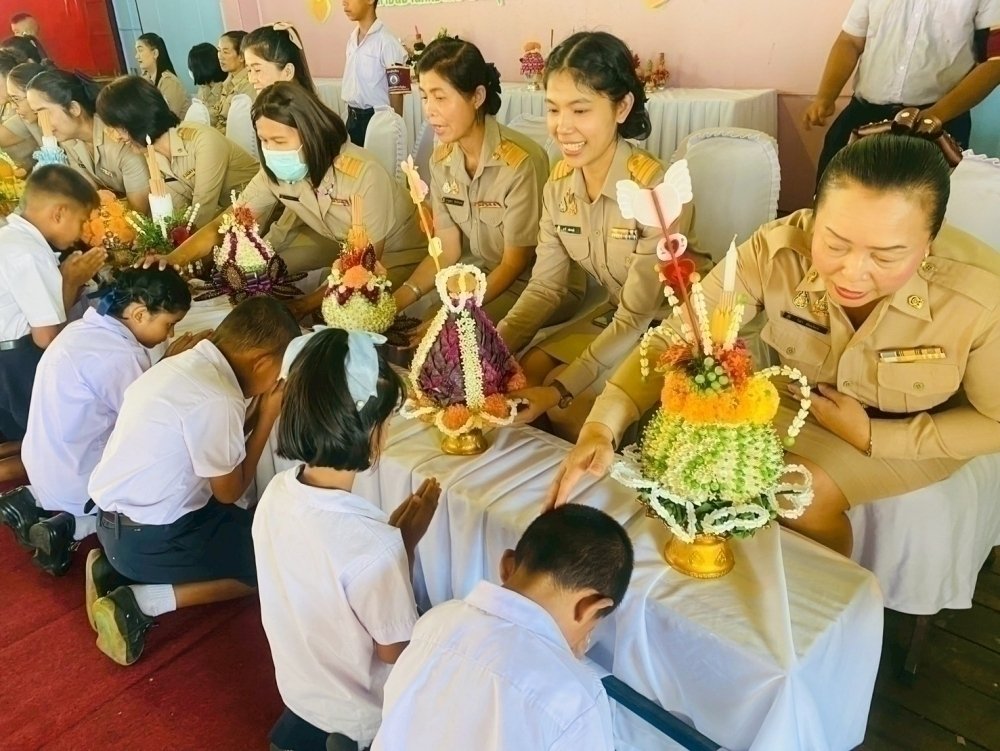 <div style='text-align:center;'><a href='img/article/art_1753069652/image/g/afa094137958e68594e7b5f290cc766e1_1482717947.jpg' target='_blank' style='color:#FFF !important;' download><b>ดาวน์โหลดรูปภาพ</b> <span style='font-size:12px;'>(1,000 x 751 px)</span></a></div>