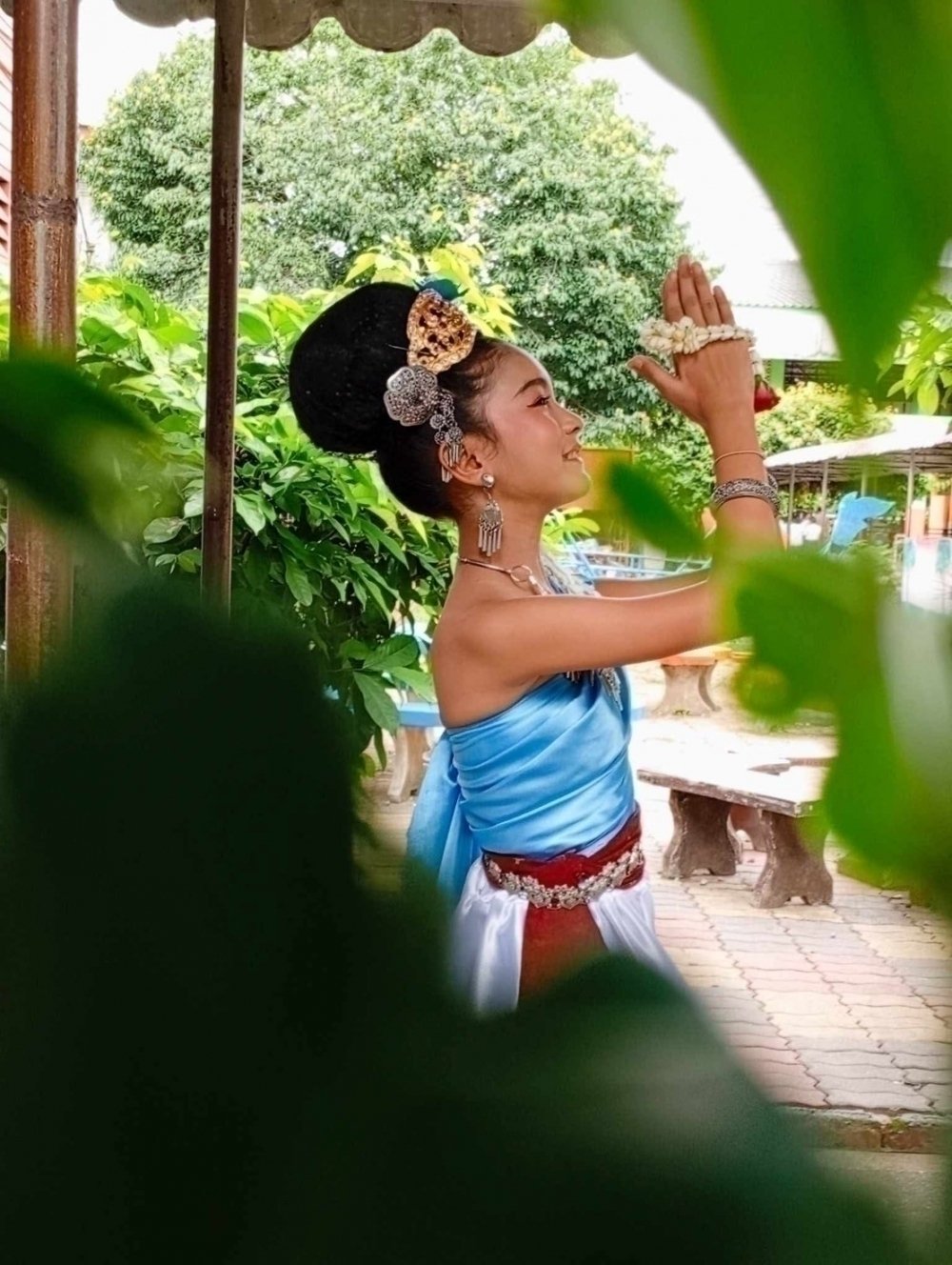 <div style='text-align:center;'><a href='img/article/art_1753069652/image/g/d0367d2f7bff8d96906d7dd5f18f3c861_634949681.jpg' target='_blank' style='color:#FFF !important;' download><b>ดาวน์โหลดรูปภาพ</b> <span style='font-size:12px;'>(1,000 x 1,328 px)</span></a></div>