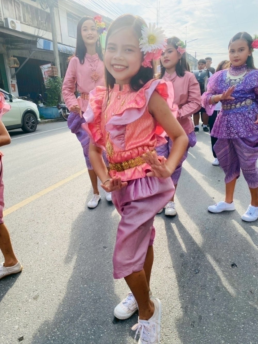 <div style='text-align:center;'><a href='img/article/art_1753070560/image/g/c27809404c6650be1fd75b5d4d58e08b1_295681908.jpg' target='_blank' style='color:#FFF !important;' download><b>ดาวน์โหลดรูปภาพ</b> <span style='font-size:12px;'>(1,000 x 1,334 px)</span></a></div>