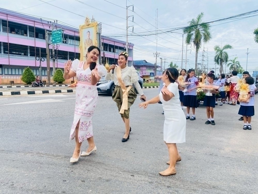 <div style='text-align:center;'><a href='img/article/art_1753071081/image/g/2f8d6f711d58ea54a81847534d673f611_2912936223.jpg' target='_blank' style='color:#FFF !important;' download><b>ดาวน์โหลดรูปภาพ</b> <span style='font-size:12px;'>(1,000 x 751 px)</span></a></div>