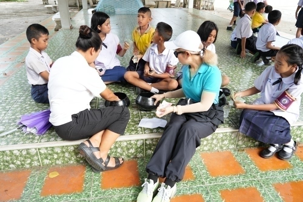 <div style='text-align:center;'><a href='img/article/art_1753071081/image/g/df306bc9a9a64a8c05d297fe7b5aa6131_2470679674.jpg' target='_blank' style='color:#FFF !important;' download><b>ดาวน์โหลดรูปภาพ</b> <span style='font-size:12px;'>(1,000 x 667 px)</span></a></div>