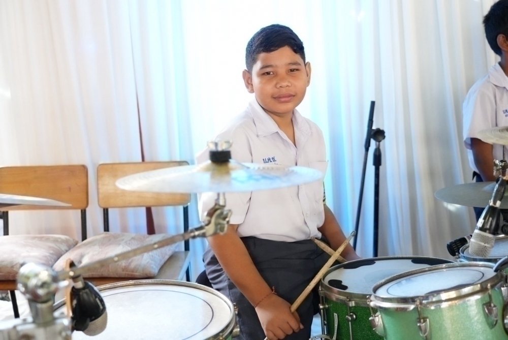 <div style='text-align:center;'><a href='img/article/art_1753072002/image/g/f6b29f3bab7bb8ed940c507298a643131_4024215608.jpg' target='_blank' style='color:#FFF !important;' download><b>ดาวน์โหลดรูปภาพ</b> <span style='font-size:12px;'>(1,000 x 669 px)</span></a></div>